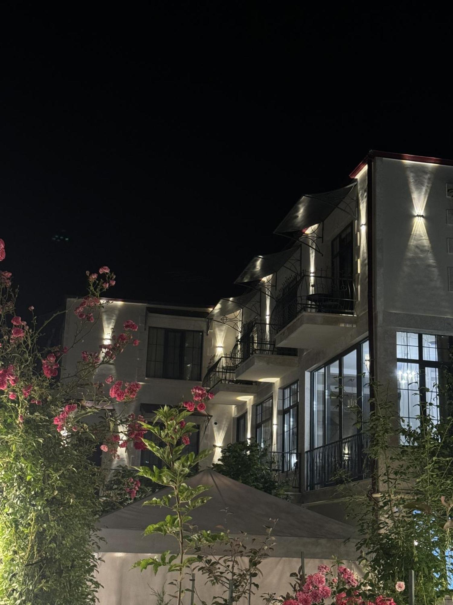 Redroof Country House Hotel Goris Exterior foto